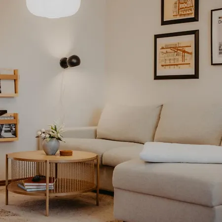 Апартаменты Elegant, 2 Rooms, Balcony, Kitchen Дрезден