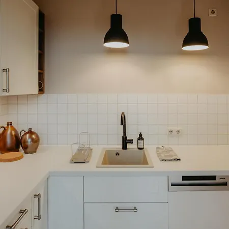 Elegant, 2 Rooms, Balcony, Kitchen