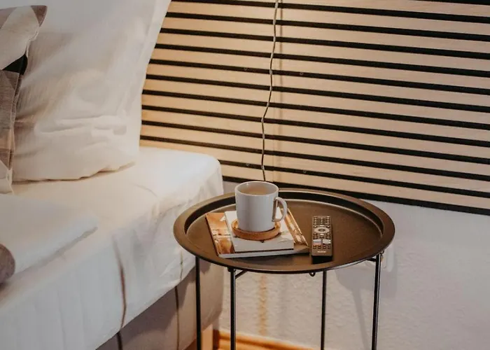 Elegant, 2 Rooms, Balcony, Kitchen *