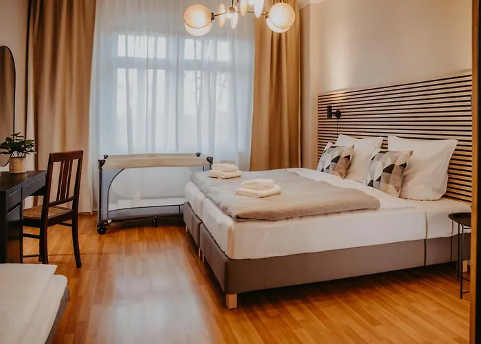 דירה Elegant, 2 Rooms, Balcony, Kitchen *
