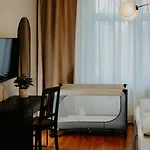 Elegant, 2 Rooms, Balcony, Kitchen Apartment *