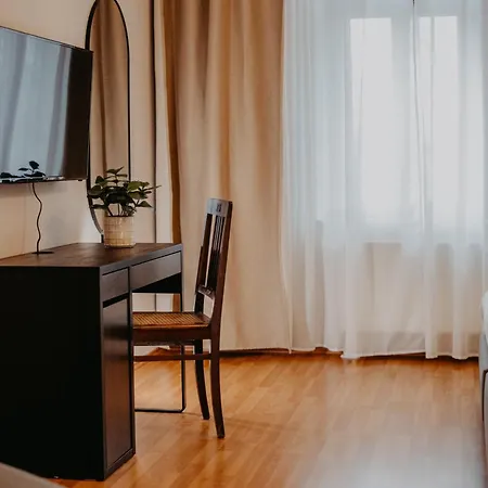 Elegant, 2 Rooms, Balcony, Kitchen Appartamento Dresda