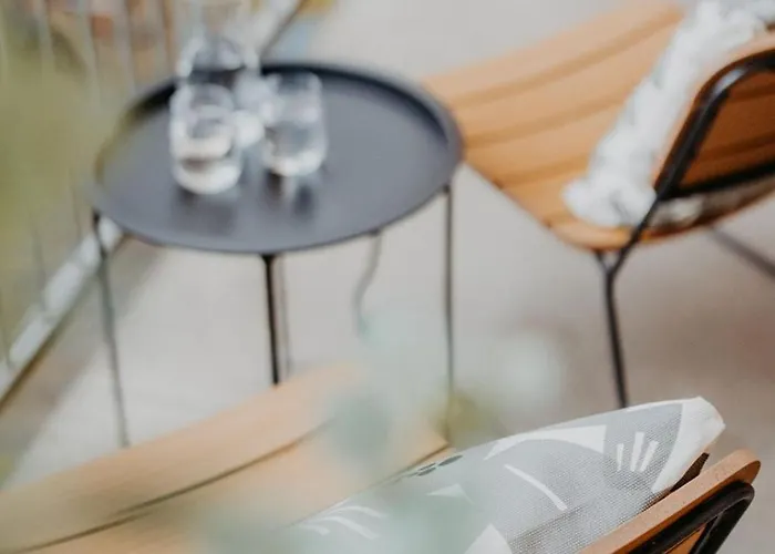 Elegant, 2 Rooms, Balcony, Kitchen 公寓 *