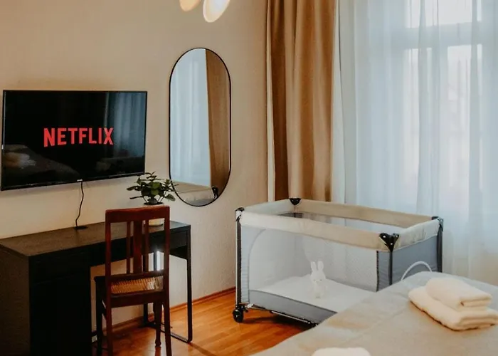 Elegant, 2 Rooms, Balcony, Kitchen 德累斯顿