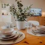 아파트 Elegant, 2 Rooms, Balcony, Kitchen